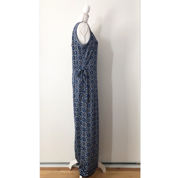 NWT $100 Max Studio Culotte Jumpsuit Size M Navy Blue Floral Side Tie Sleeveless - Picture 4 of 9